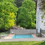 Petit Chateau De Beauplateau * Sainte-Ode