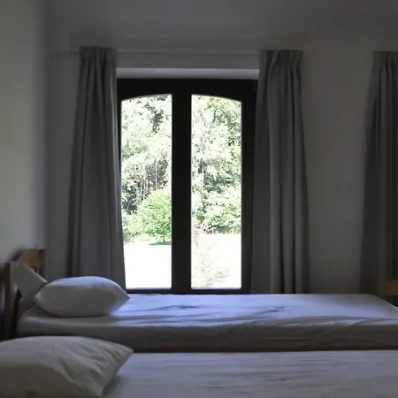 بيت للعطل Petit Chateau De Beauplateau *