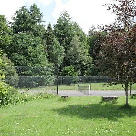 بيت للعطل Petit Chateau De Beauplateau