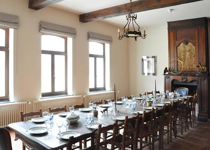 Petit Château De Beauplateau Hébergement de vacances