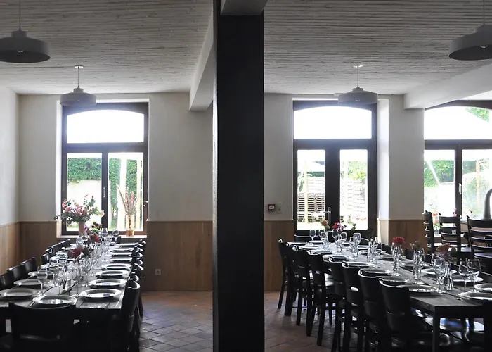 Hébergement de vacances Petit Château De Beauplateau *