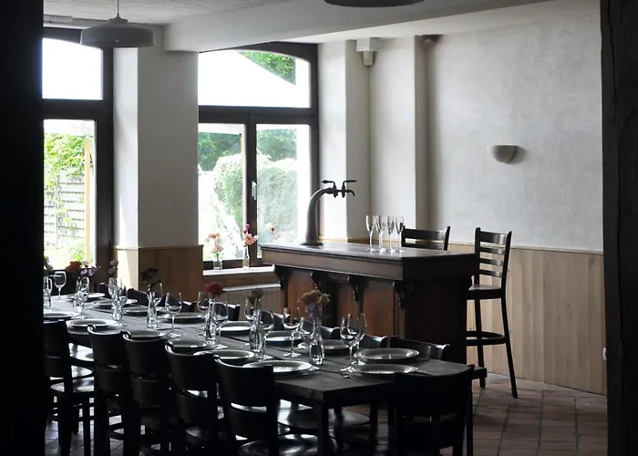 Petit Château De Beauplateau Hébergement de vacances Sainte-Ode